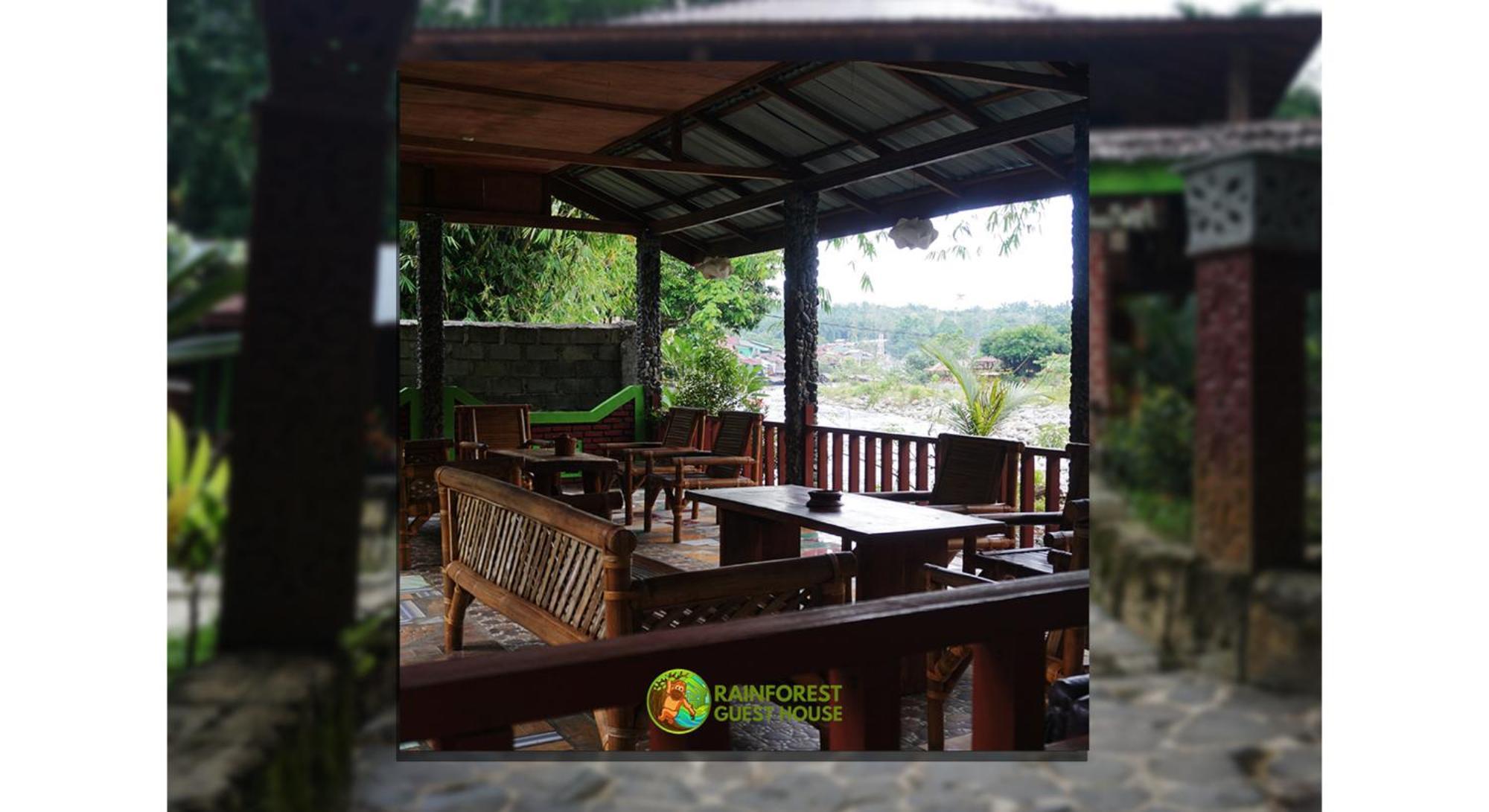 Rain Forest Guest House And Jungle Trekking Bukit Lawang Exteriör bild