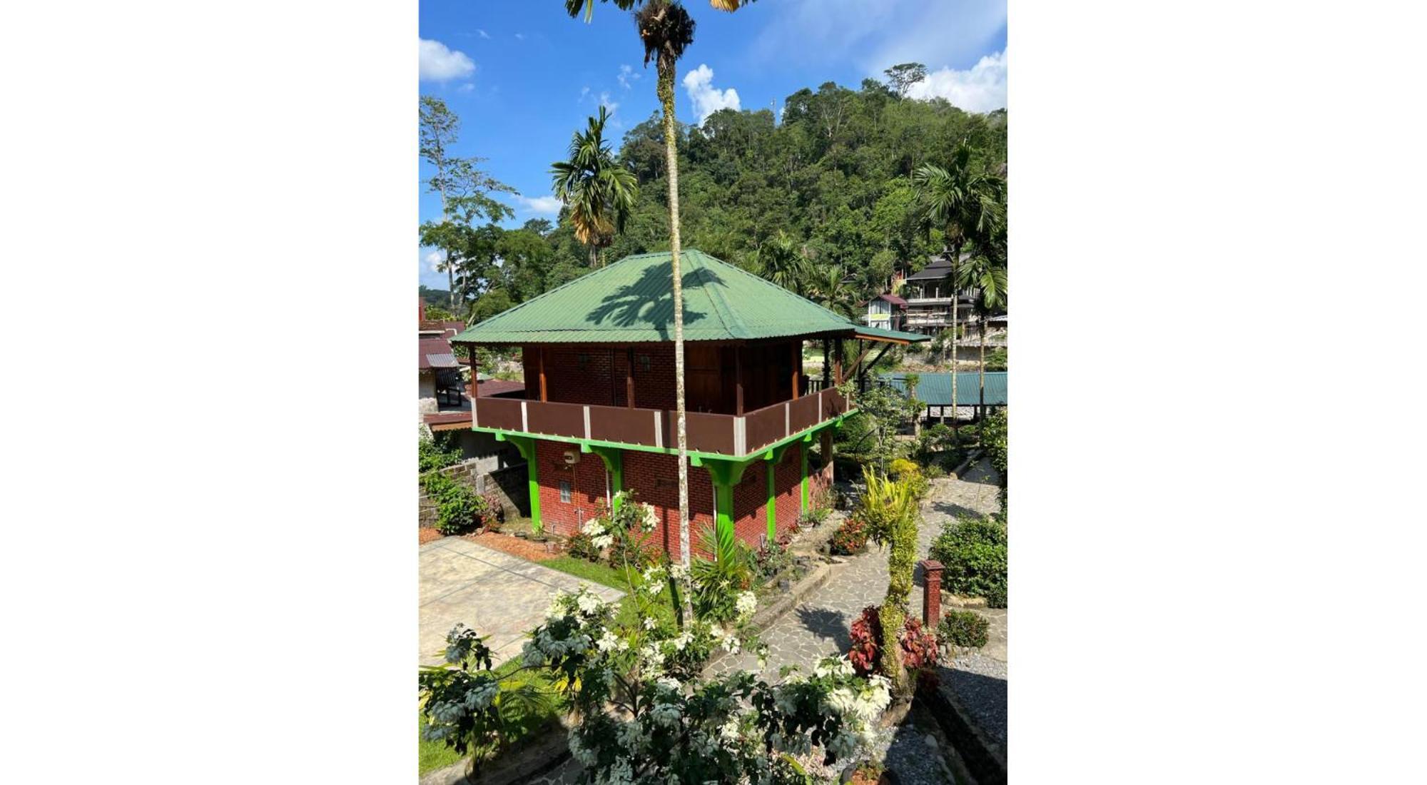 Rain Forest Guest House Bukit Lawang Exteriör bild